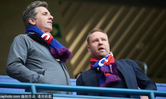 西甲海外赛风波：比利亚雷亚尔愤怒回应巴萨比赛取消