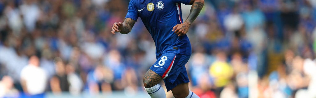 切尔西豪掷4000万英镑签下曼联新星加纳乔：青训巅峰交易震撼足坛