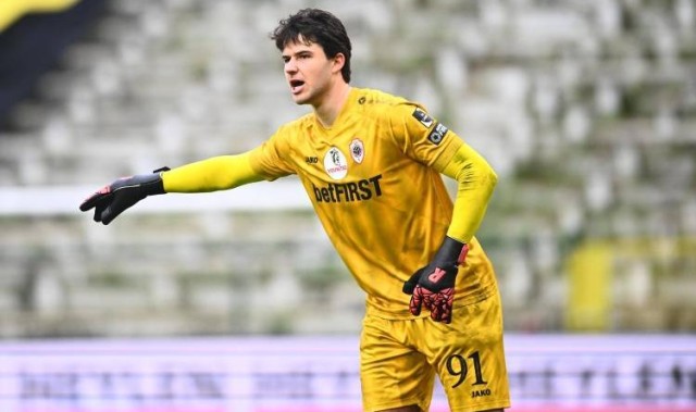 罗马诺：曼联与比甲门将拉门斯进入深入谈判，转会费接近2000万欧