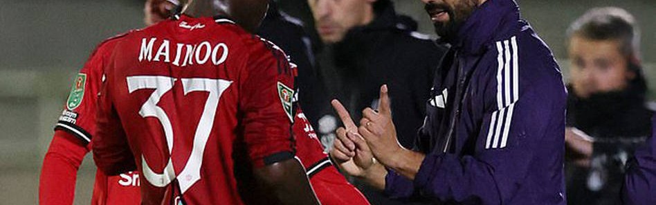 阿莫林当面点拨曼联新帝星学一人！别只靠天赋，努力证明配得上首发