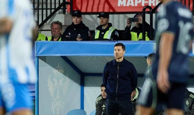 西甲两大豪门联袂晋级，马竞与皇马上演惊险胜利，两球星共创多项纪录