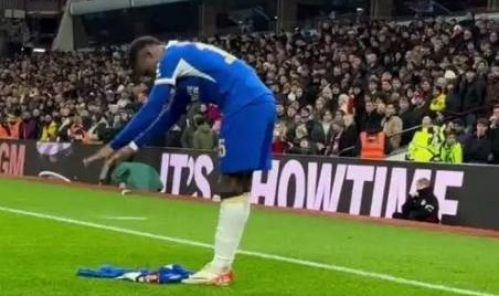 重磅！拜仁压哨租借杰克逊，含8000万欧买断条款，周薪全包！