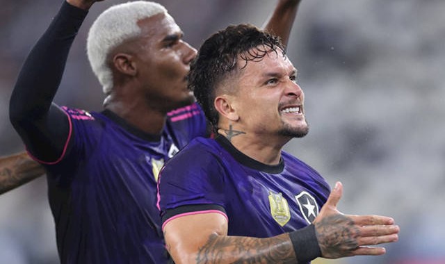 巴西甲：克鲁塞罗状态稳定，博塔弗戈表现强势