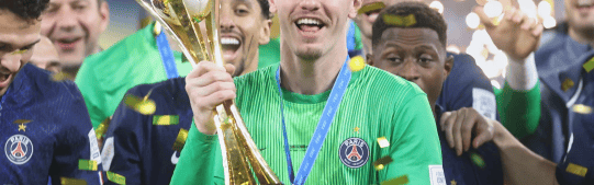 巴黎圣日耳曼首夺洲际杯，六冠王荣耀加身