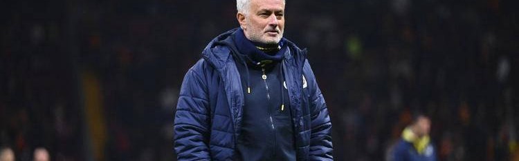 穆里尼奥转投本菲卡？签下两年合同备受关注