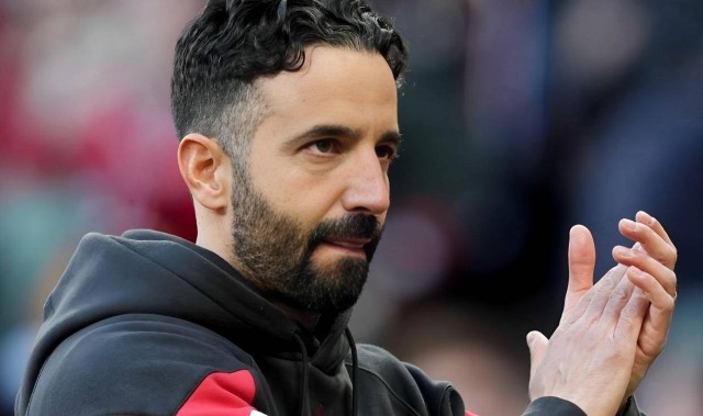 阿莫林或将离队，曼联高层酝酿变革，英超主帅随时接棒