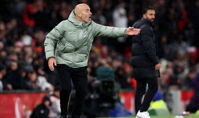 吉滕斯5600万水货暴露，5场比赛0进球0助攻，难敌强队挑战