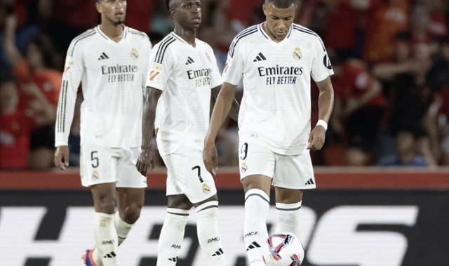 欧冠射手榜：姆巴佩9球领跑！哈兰德、奥斯梅恩6球紧随其后！