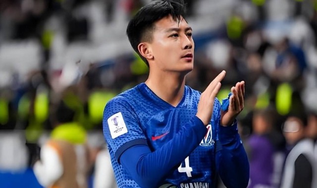 喜讯！荷甲外援中卫4月1日正式转会加盟申花，朱辰杰为此留洋去德甲多特